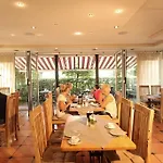 Garni Отель Цевен